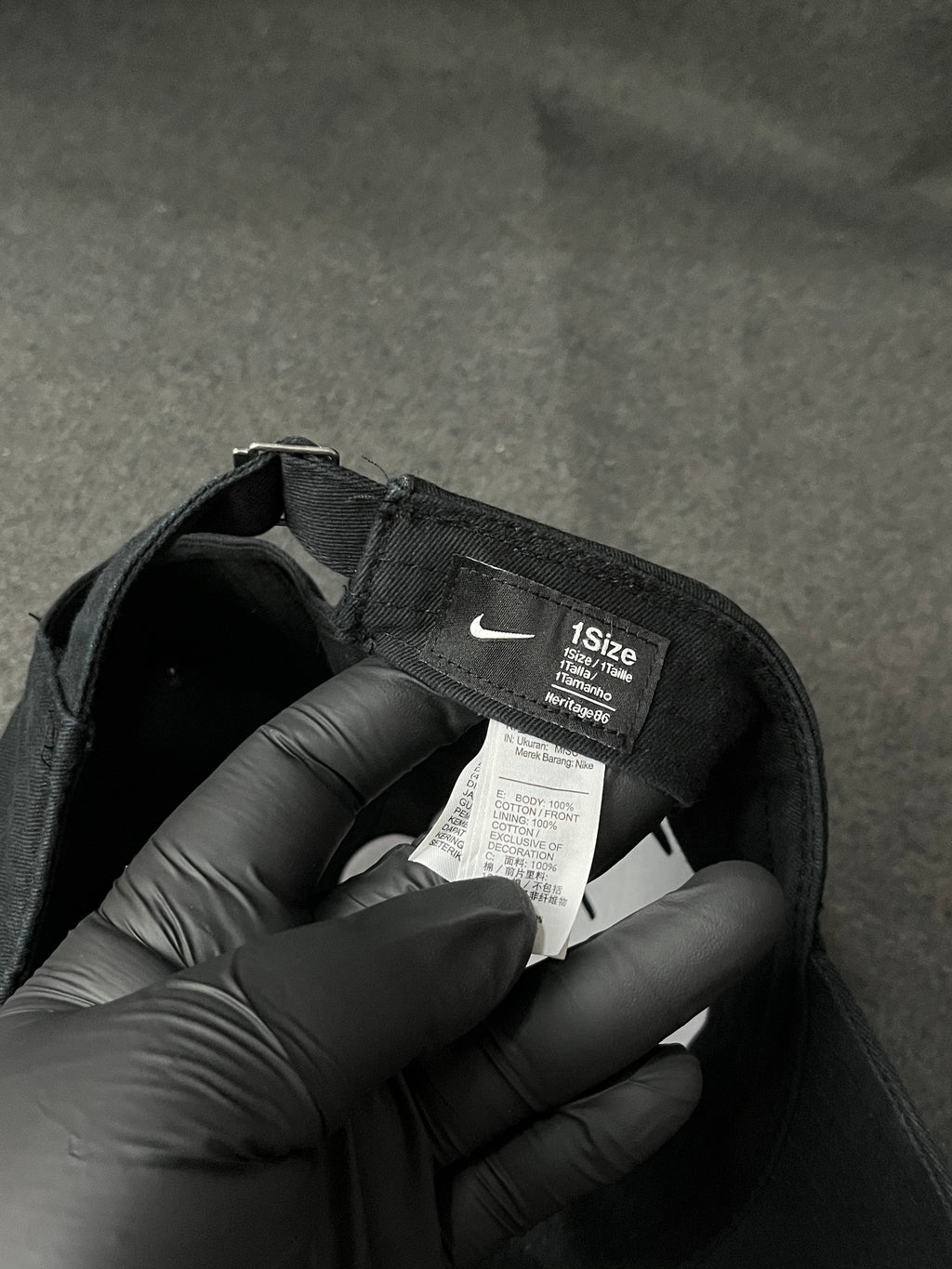 Nike Sportswear Heritage86 Futura Washed hat