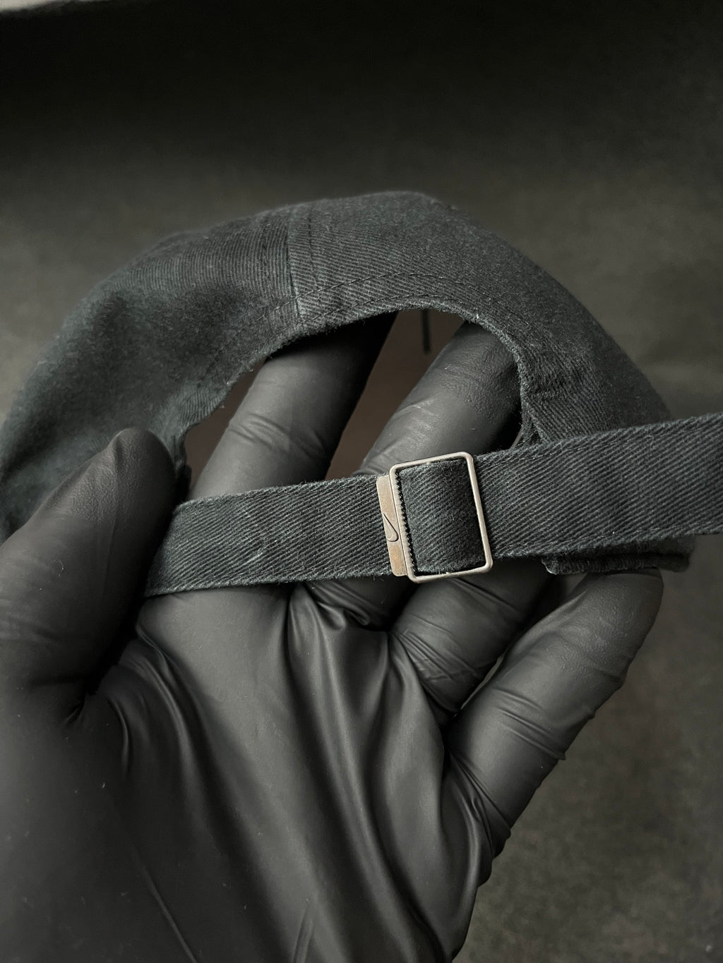 Nike Sportswear Heritage86 Futura Washed hat with a white logo