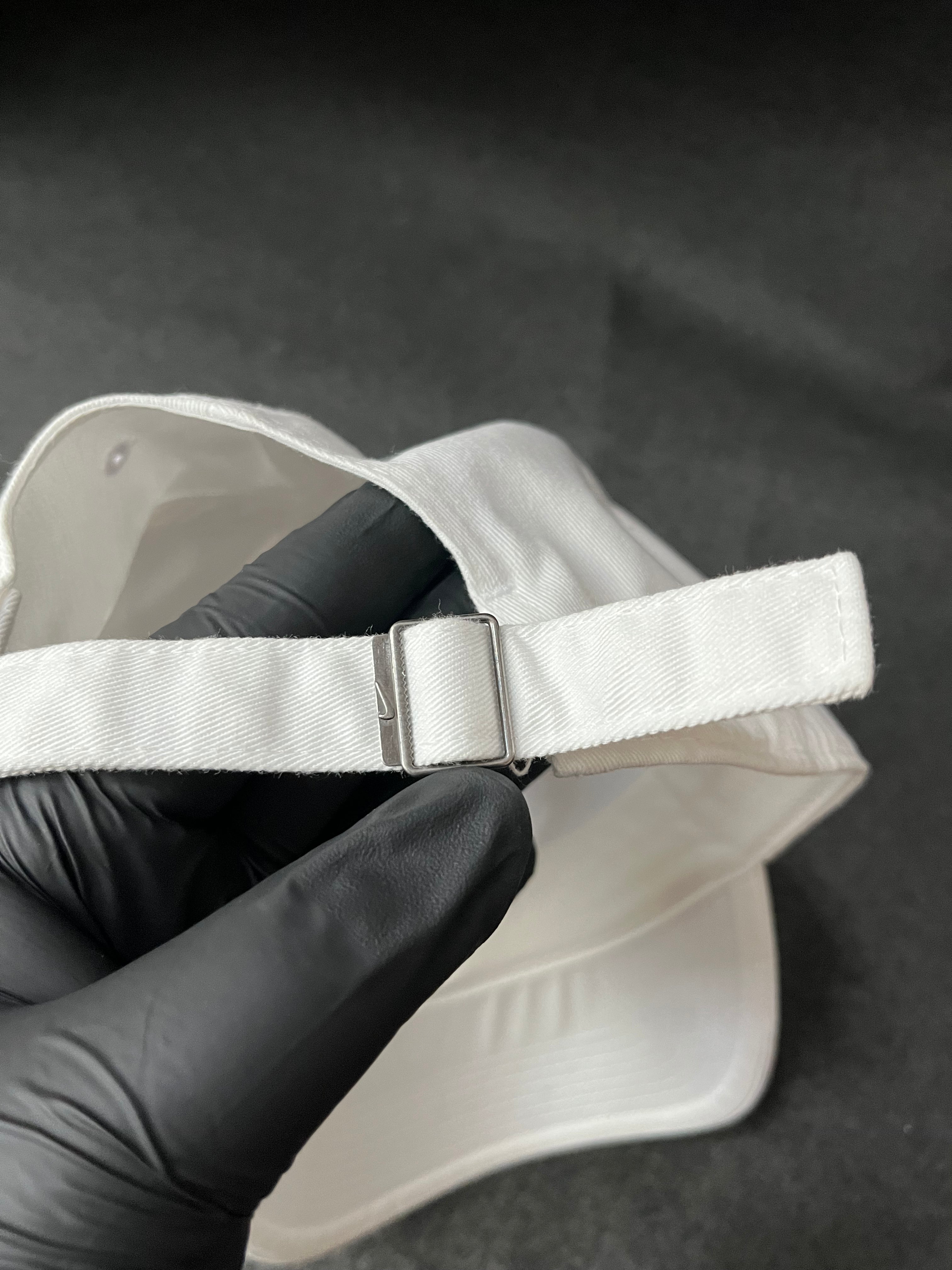 Nike Heritage86 Futura Adjustable Hat in white cotton twill fabric