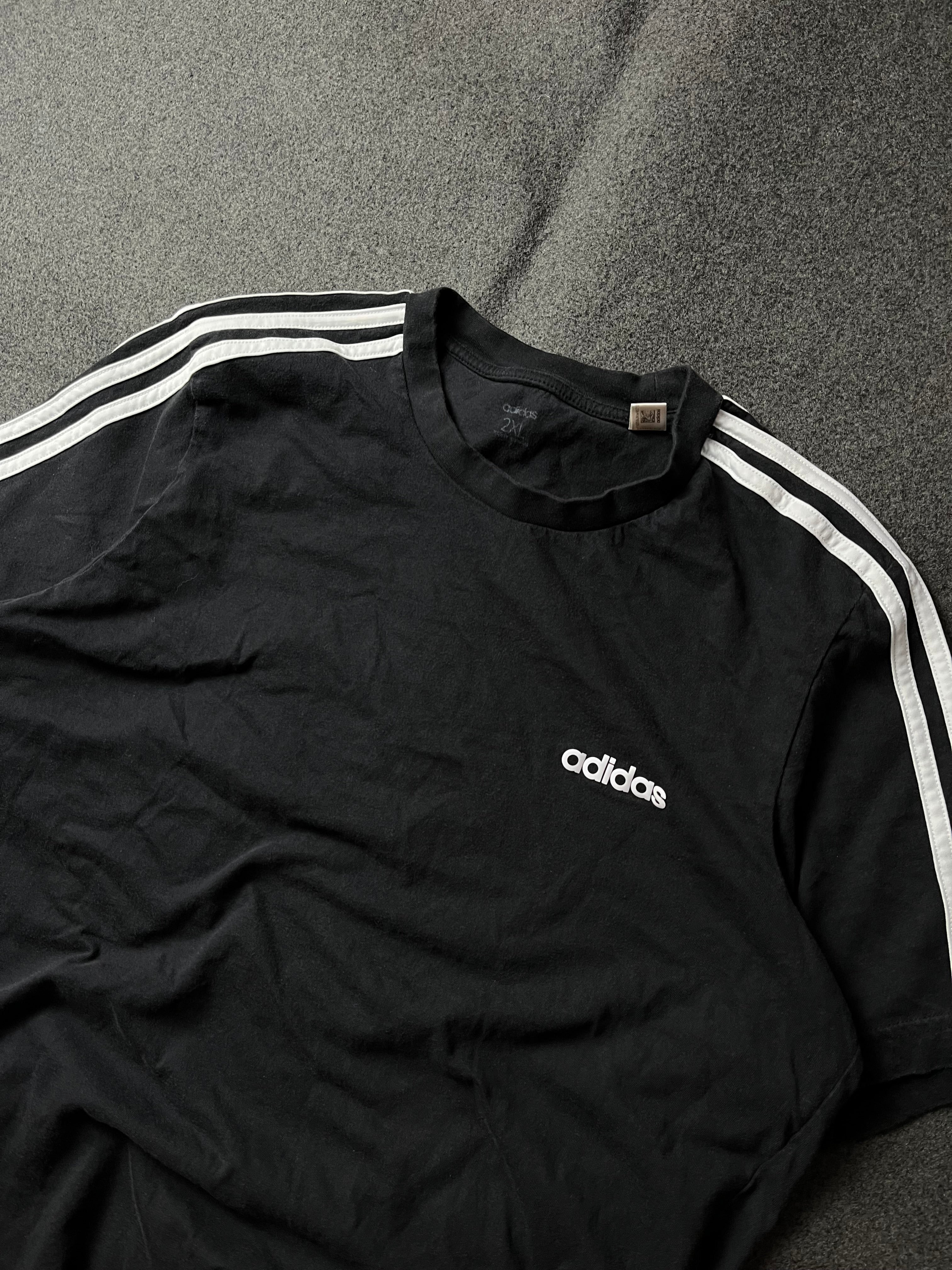 Adidas  AT M T-Shirt ESS 3S TEE