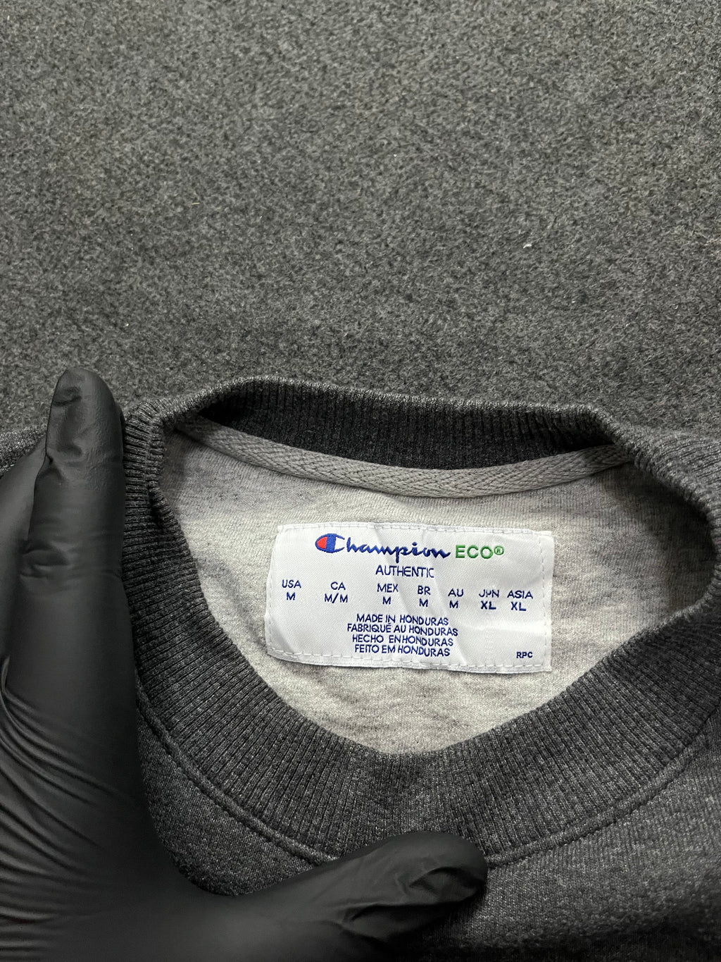 Champion Eco Sweatshirt Men Gray Chest Logo Pullover