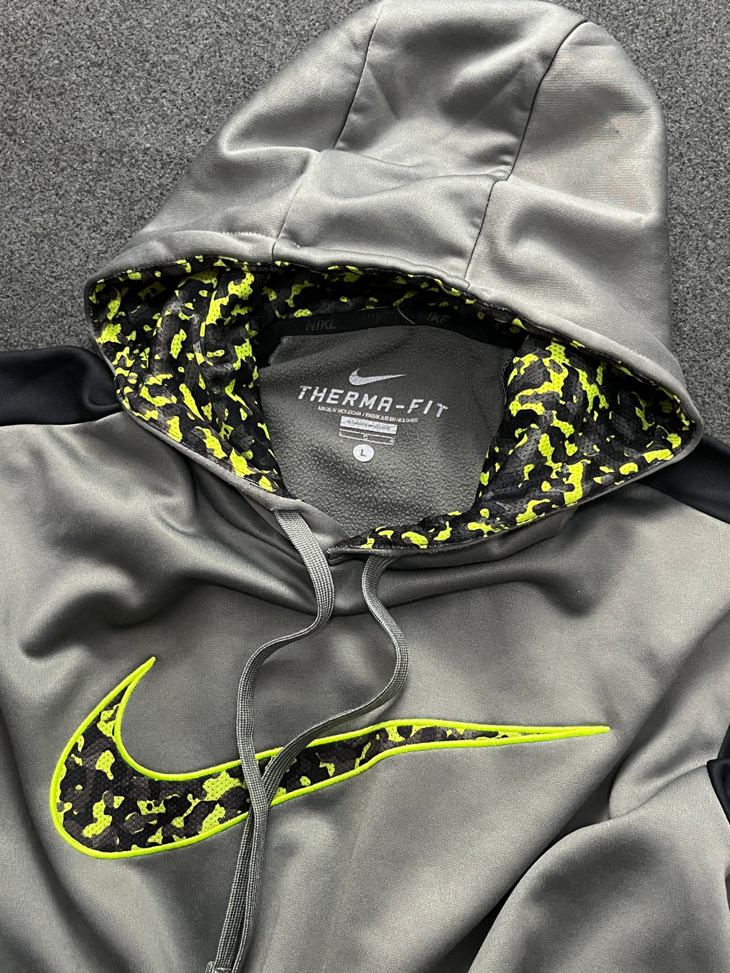Nike Hoodie Mens Large Gray Black Green Swoosh Logo Pullover Hooded Sweatshirt