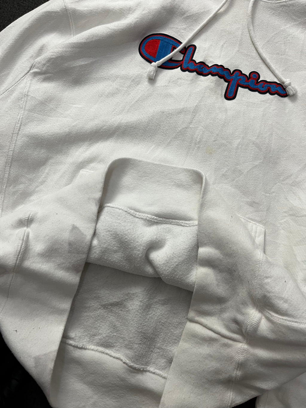 Champion Athletic Wear White Pullover Hoodie Sweatshirt Adult