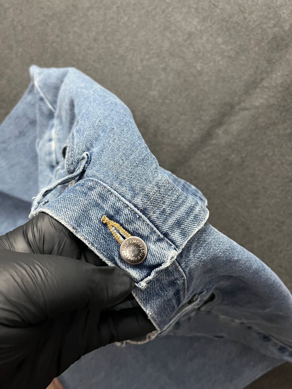 Wrangler Light Wash Blue Denim Cowboy Cut Original Fit