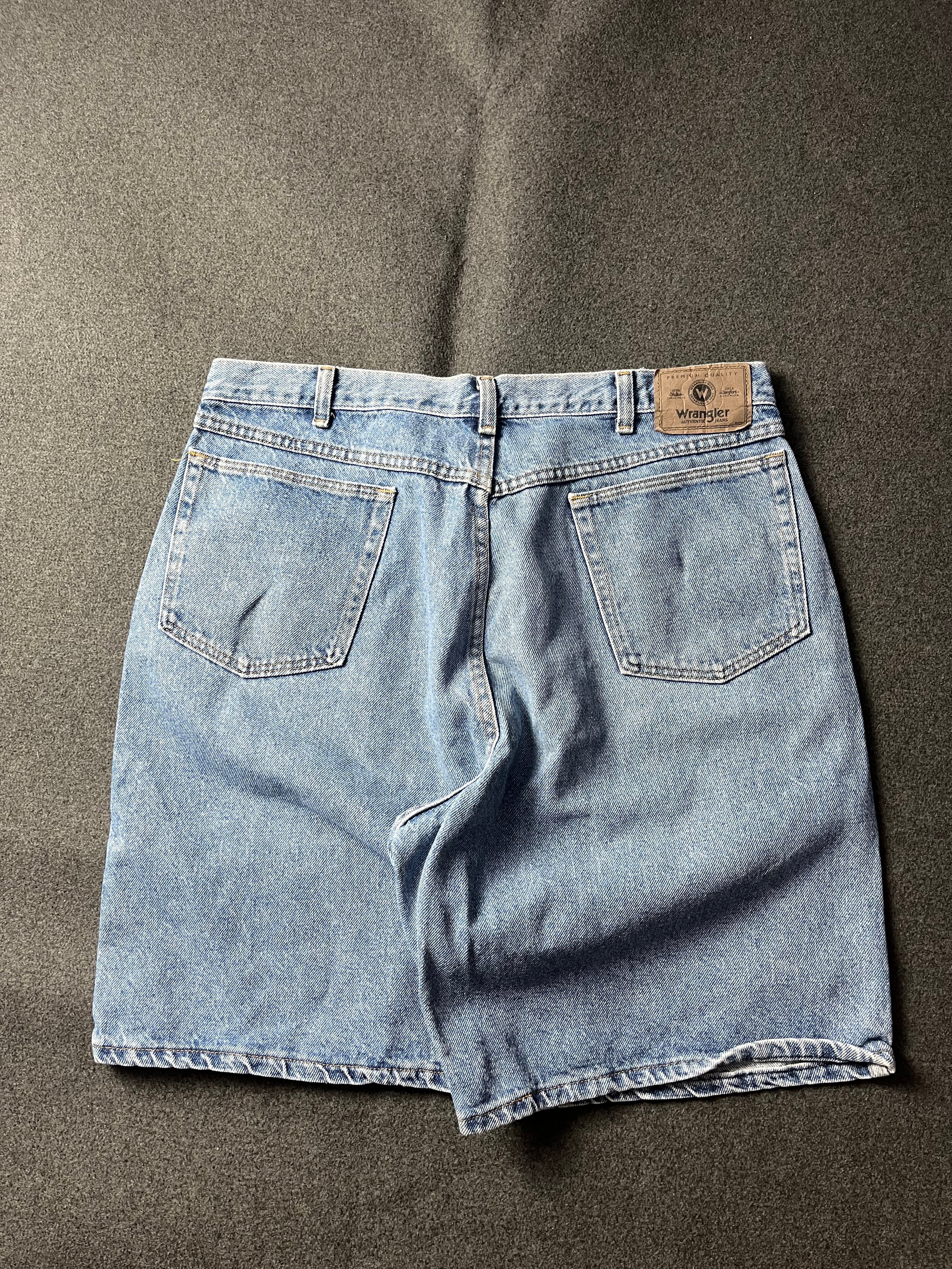 Vintage 90s Wrangler Baggy Light Wash Denim Jorts Blue