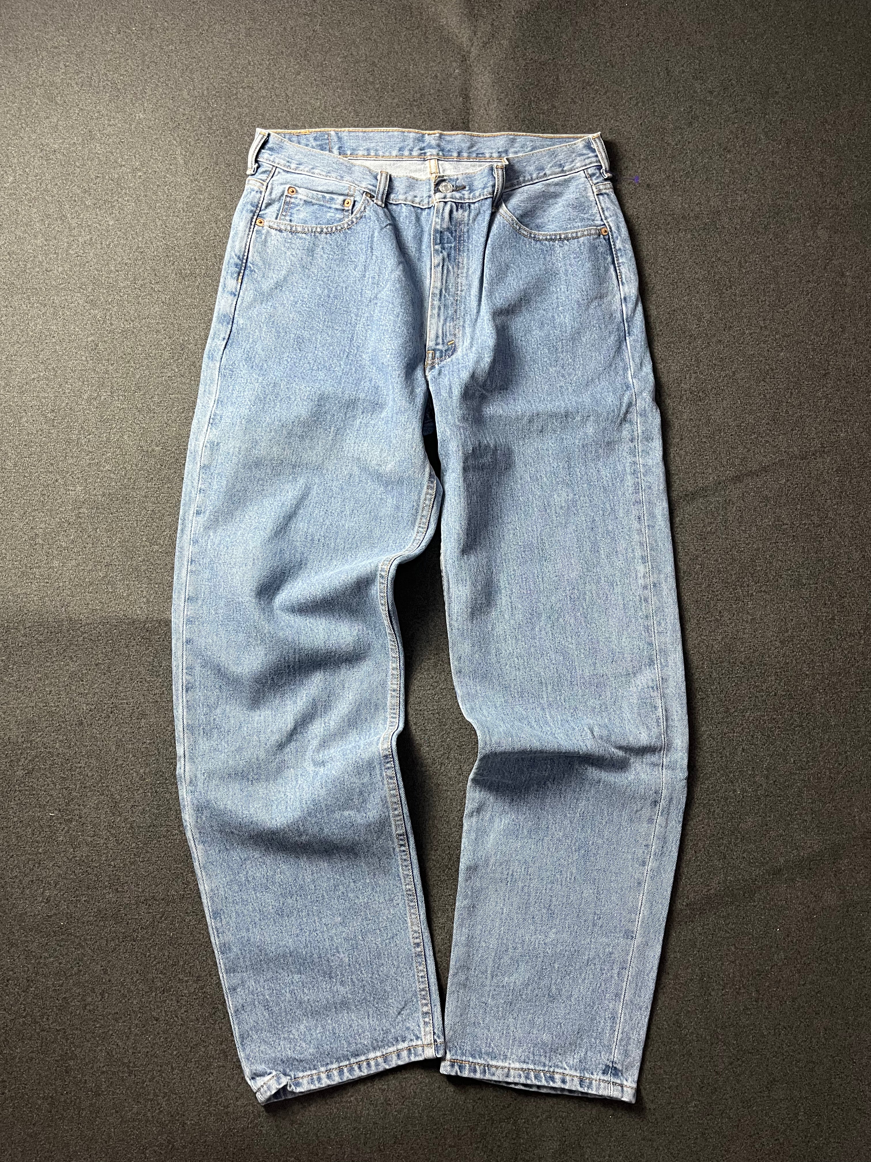 Blue Levi's 505
