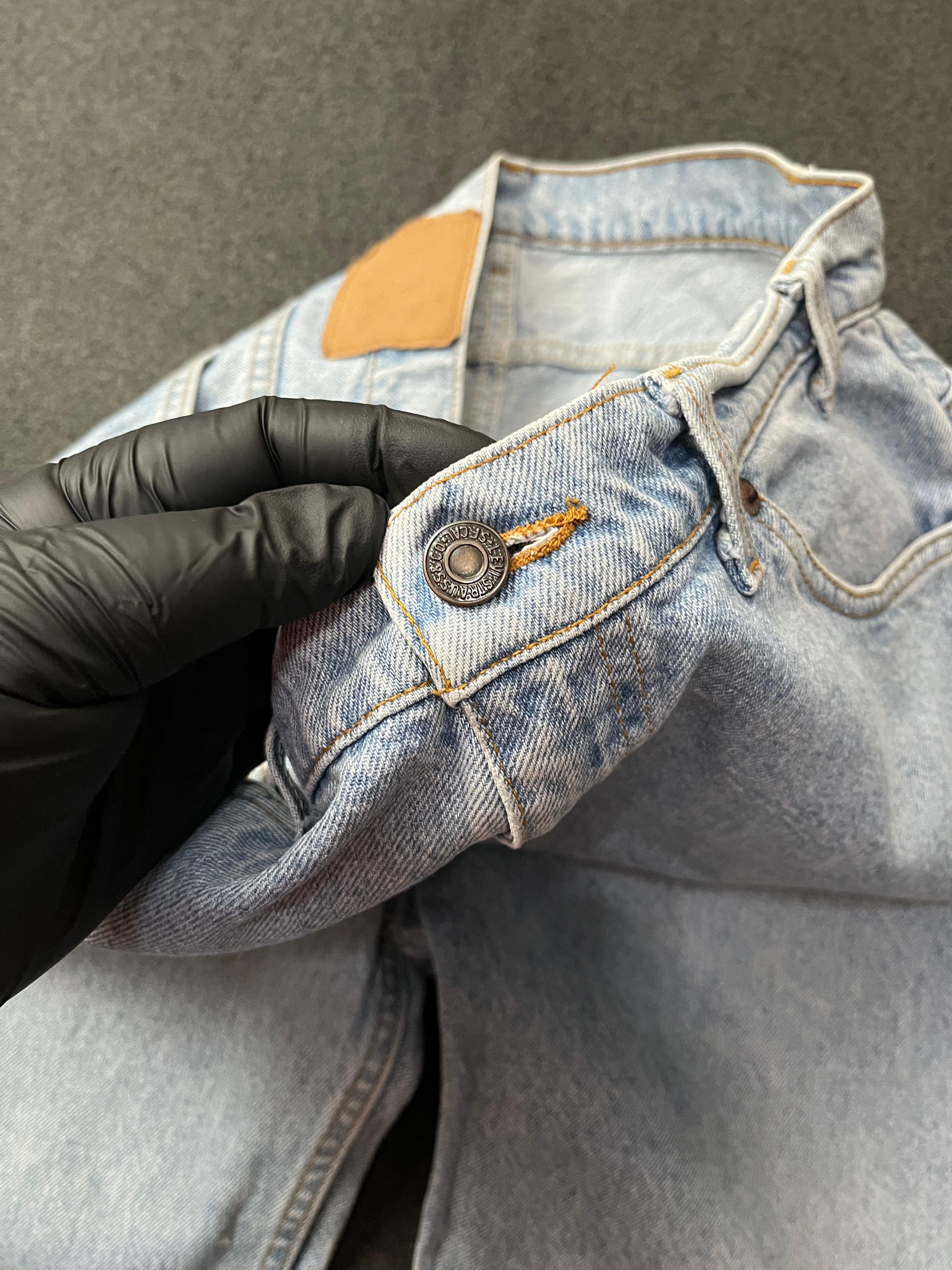 Levi's Faded Blue Vintage  550