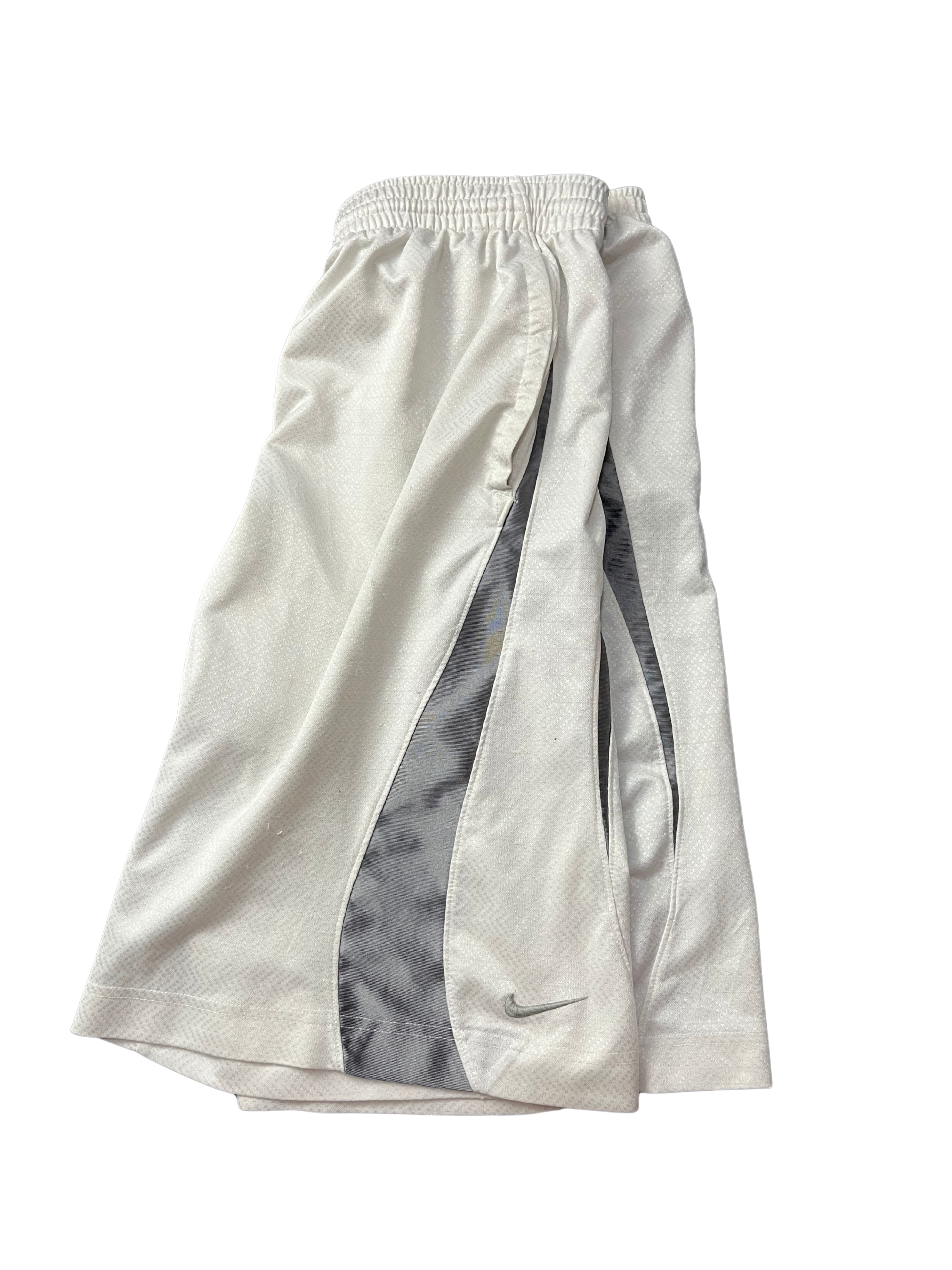 Nike Shorts Boys Medium