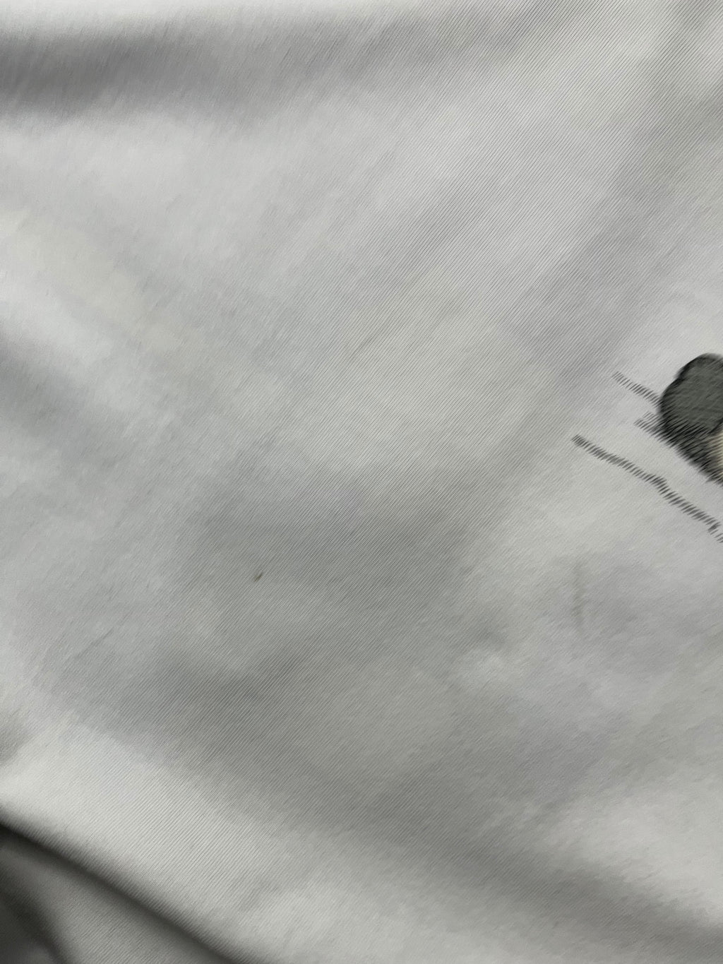 Uniqlo x KAWS  UT Short Sleeve Artbook Cover T-shirt (2XL)