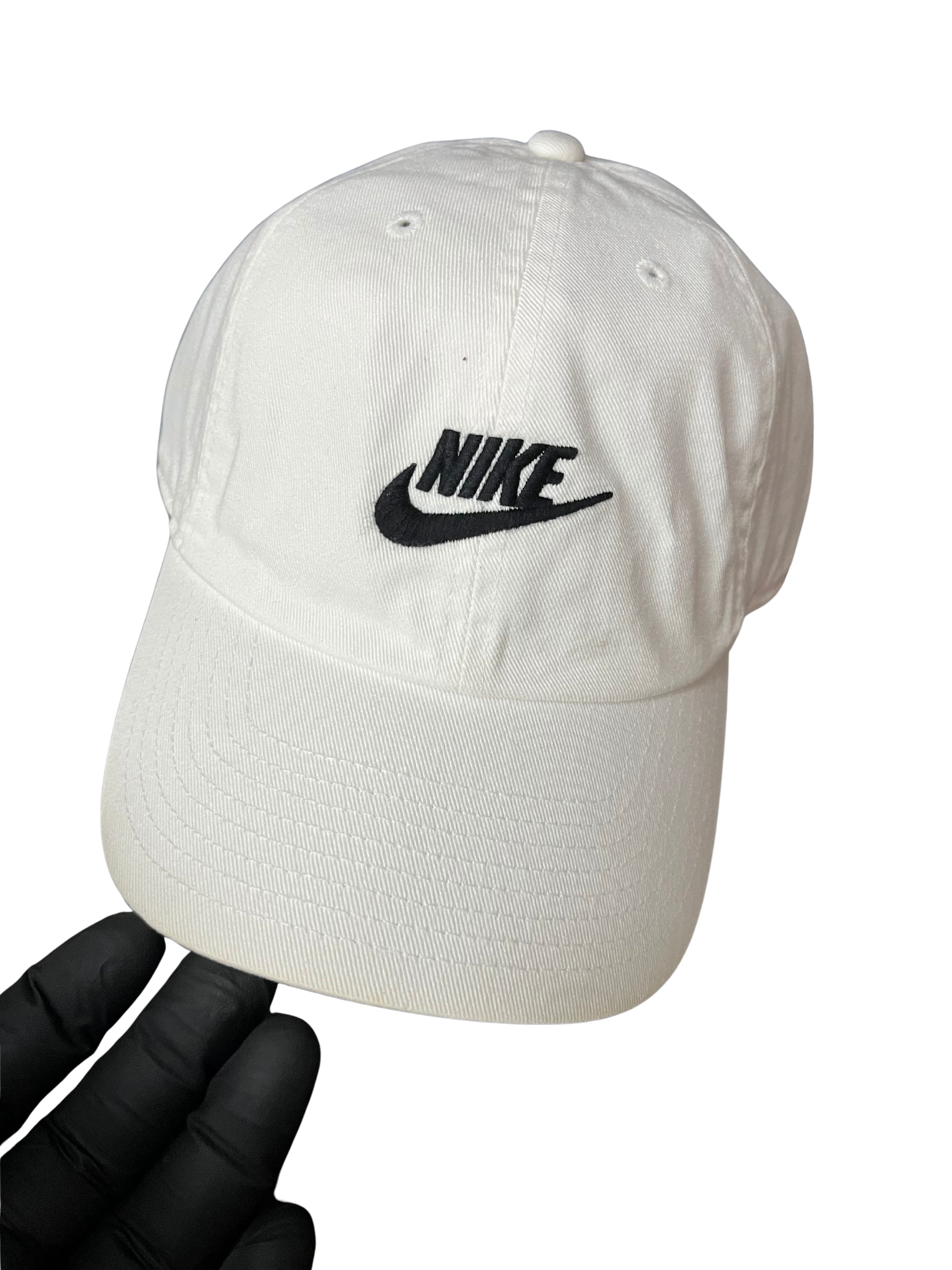 Nike Heritage86 Futura Washed adjustable hat